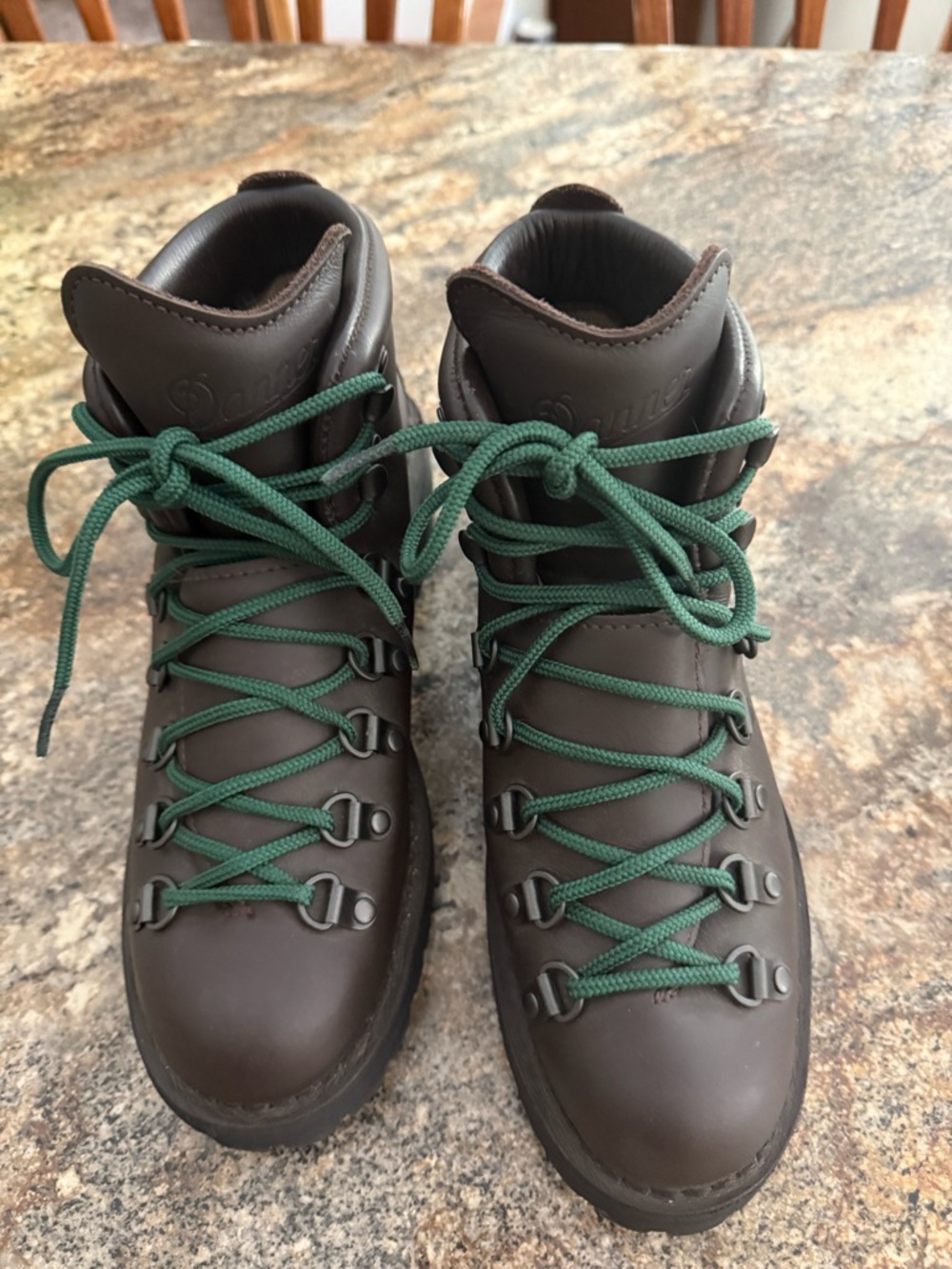 Danner Mountain Light II Gore-Tex Hiking boots (Model 30800), Women's size 9
